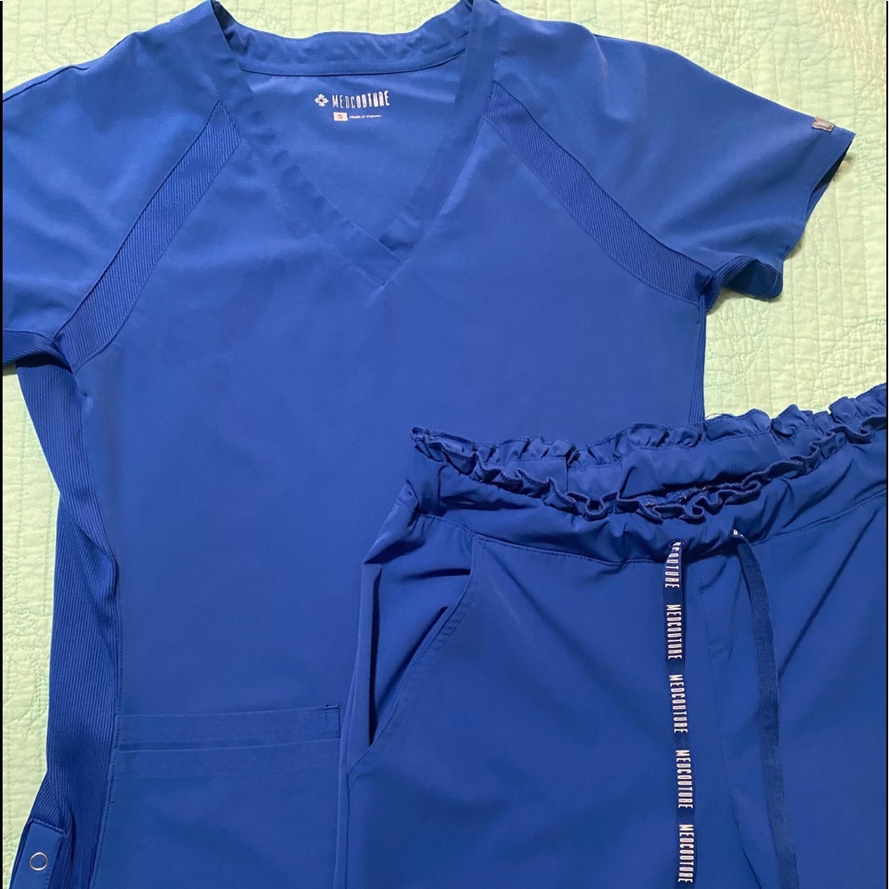 Women’s Scrubs